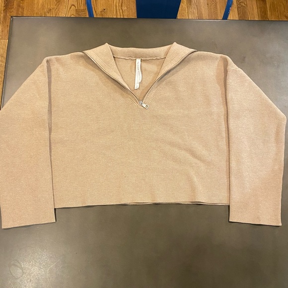Aritzia camel pullover - Picture 3 of 5
